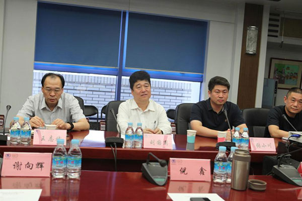 图片32.jpg 图片32.jpg