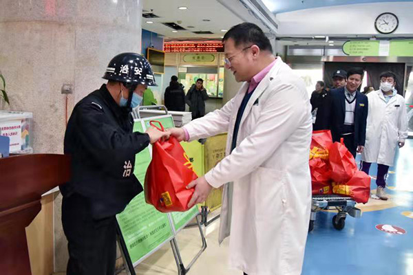 图片28.jpg 图片28.jpg