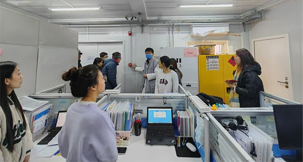 图片12.jpg 图片12.jpg