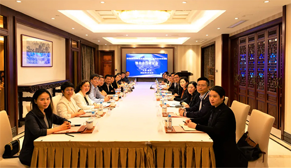 图片18.jpg 图片18.jpg