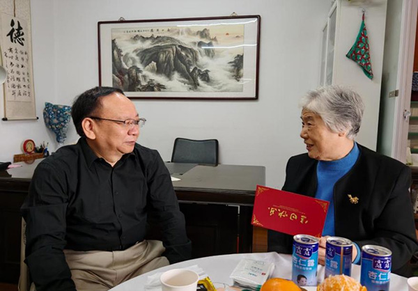 图片4.jpg 图片4.jpg